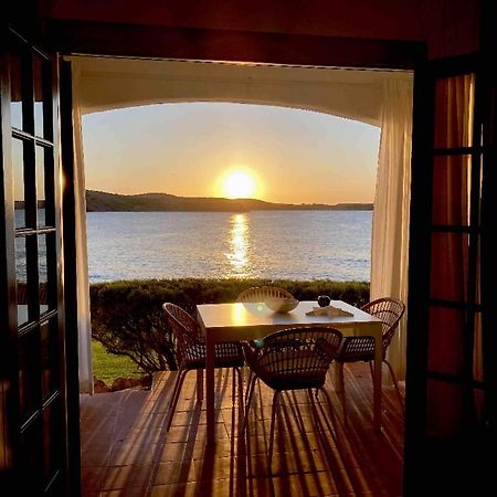 Miravent Terraza Y Jardin Frente Al Mar Menorca Apartment Fornells  Exterior photo